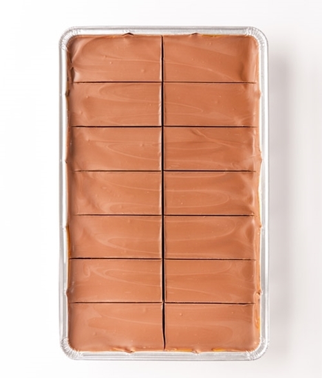 Picture of TRAYBAKES TRAY CARAMEL SHORTCAKE X 1 