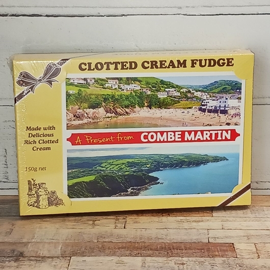 Picture of CLOTTED CREAM FUDGE POSTCARD COMBE MARTIN 300Gx10