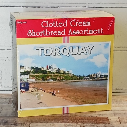Picture of CLOTTED CREAM SHORTBREAD POSTCARD TORQUAY 300Gx10